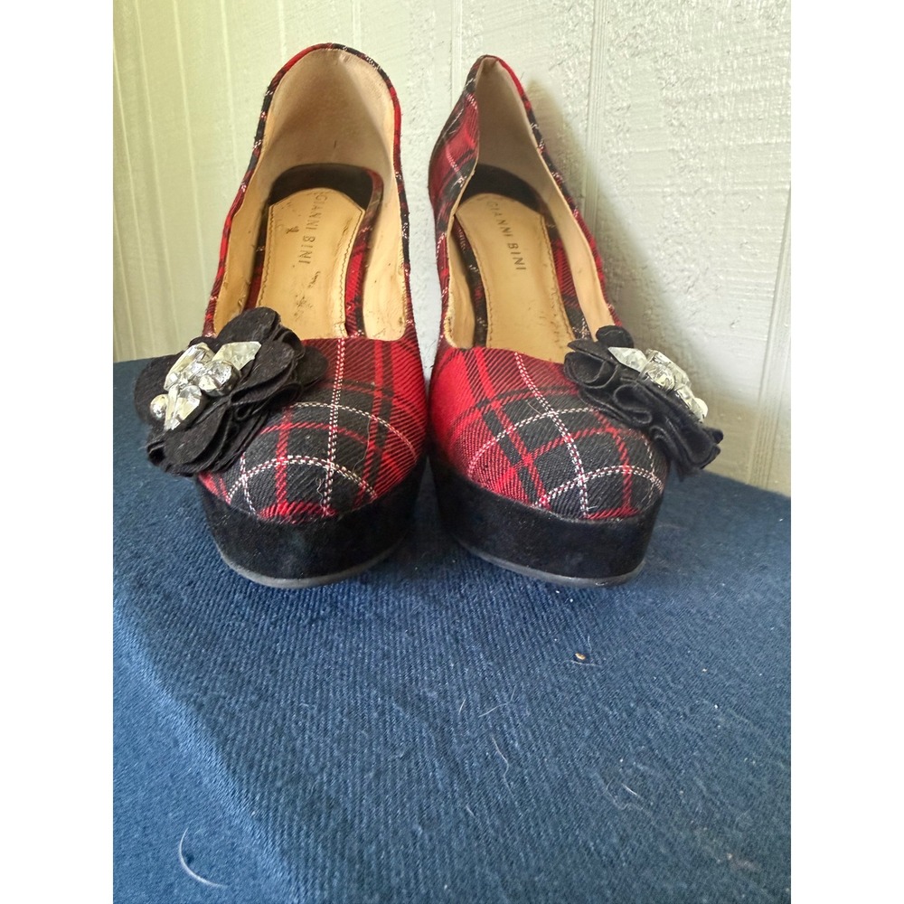 Gianni Bini Red Plaid Platform Pumps Black Floral Rhinestone Heels Womens 9M - Picture 2 of 6